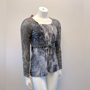 NWT boutique brand FUNSPORT boho long sleeve top blouse. Crochet lace and beads